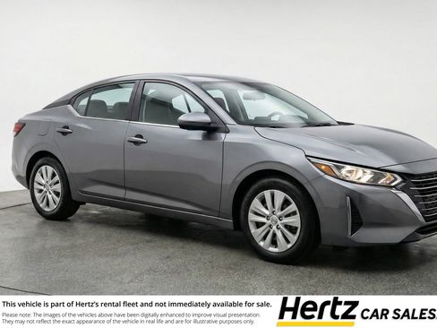 Used 2025 Nissan Sentra S image 1