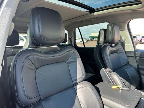 Used 2025 Lincoln Aviator Reserve w/ Equipment Group 201A image 33