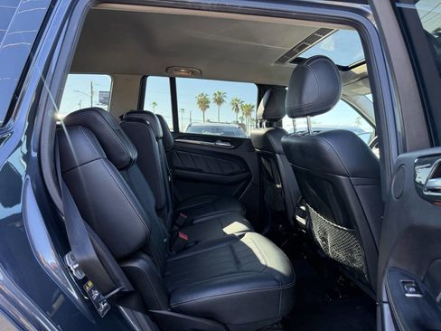 Used 2015 Mercedes-Benz GL 450 4MATIC image 31