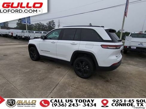 Used 2024 Jeep Grand Cherokee Limited w/ Luxury Tech Group II image 5