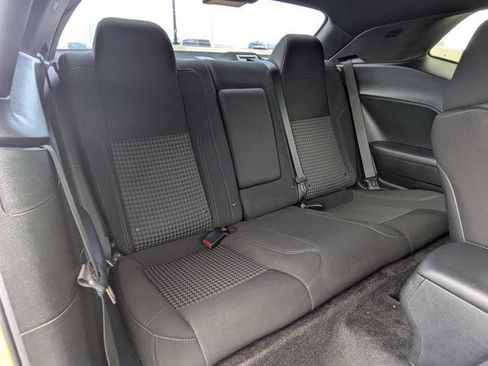 Used 2018 Dodge Challenger SXT RWD image 15