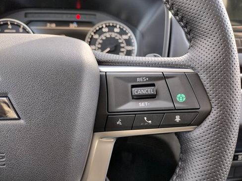 New 2026 Mitsubishi Outlander SE image 28