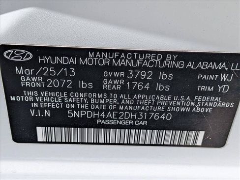 Used 2013 Hyundai Elantra GLS w/ Preferred Pkg FWD image 15