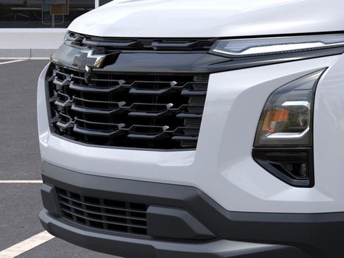 New 2026 Chevrolet Equinox LT AWD/4WD image 14
