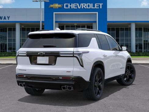 New 2026 Chevrolet Traverse RS w/ LPO, Floor Liner Package image 4