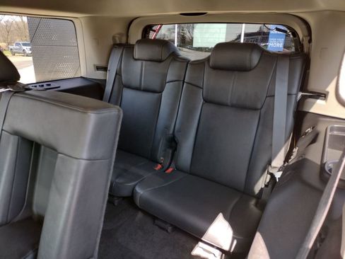 Used 2008 Jeep Commander Limited w/ Trailer Tow Group IV AWD/4WD image 9