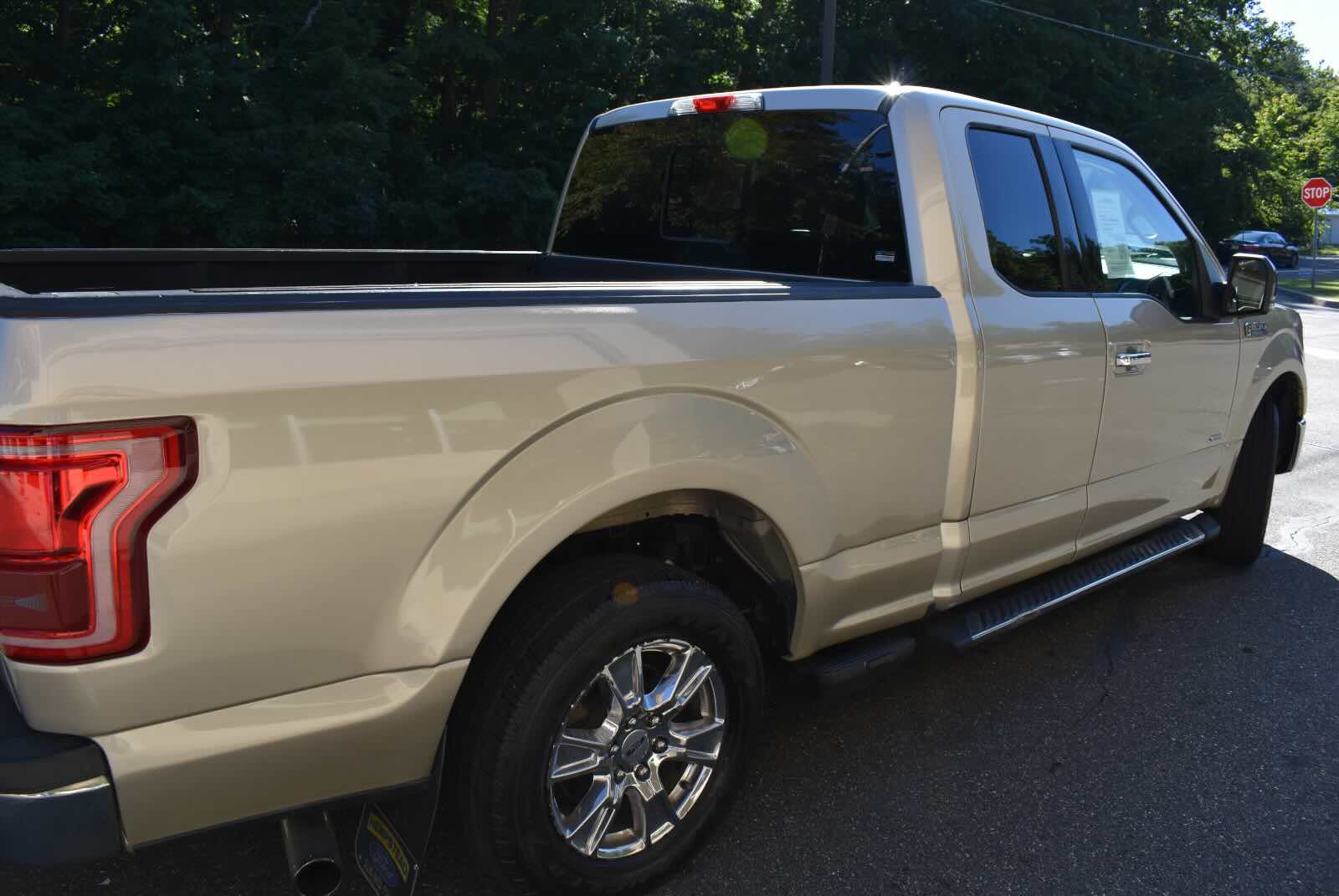Used 2017 Ford F150 XLT w/ Equipment Group 302A Luxury RWD image 57