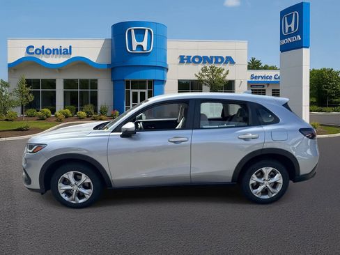 Used 2023 Honda HR-V LX image 3