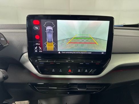 Used 2023 Volkswagen ID.4 Pro S image 22
