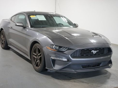 Used 2021 Ford Mustang Coupe w/ Equipment Group 101A RWD image 3
