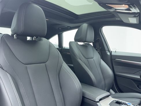 Used 2025 BMW i4 eDrive40 image 49