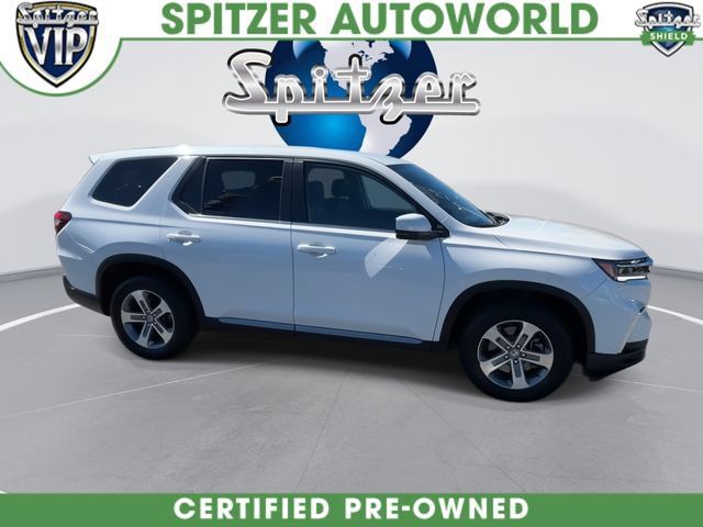 Used 2025 Honda Pilot EX-L image 10