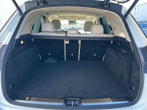 Certified 2025 Mercedes-Benz GLE 450e 4MATIC image 11