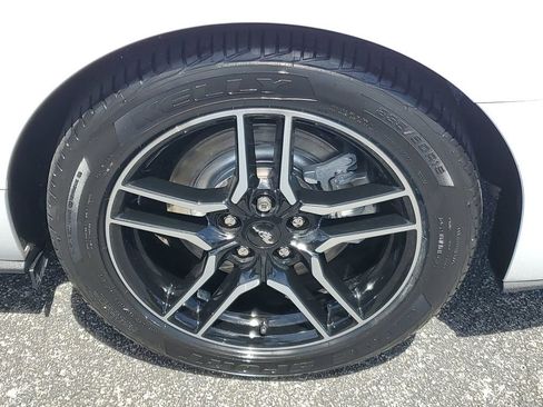 Used 2023 Ford Mustang GT image 5