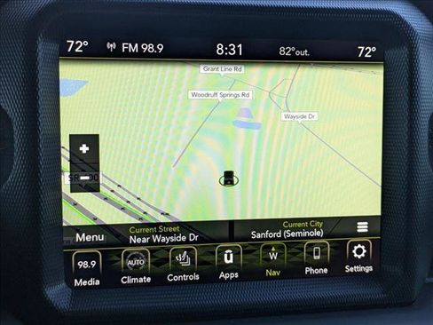 Used 2023 Jeep Wrangler Unlimited Sahara AWD/4WD image 10