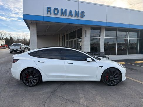 Used 2021 Tesla Model 3 Performance image 2