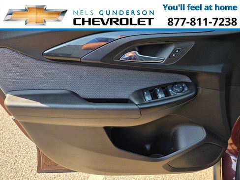 Used 2022 Chevrolet TrailBlazer LT w/ Convenience Package AWD/4WD image 15