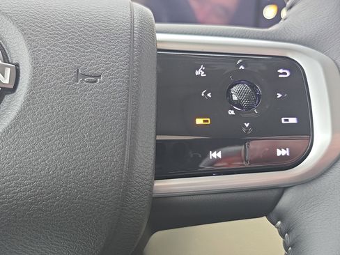 New 2026 Nissan Armada Platinum image 19