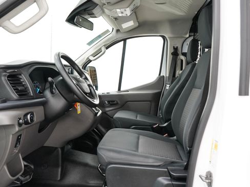 Used 2023 Ford Transit 250 Low Roof AWD w/ Exterior Upgrade Package image 17
