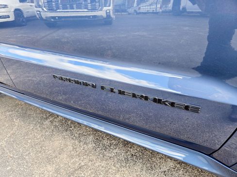 Used 2021 Jeep Grand Cherokee High Altitude image 13