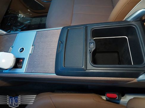 Used 2024 Land Rover Range Rover SV image 54