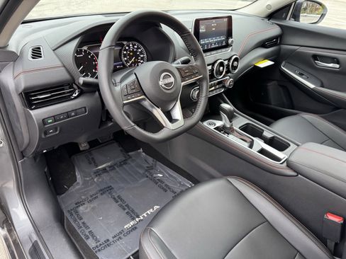 Certified 2025 Nissan Sentra SR w/ SR Premium Package image 28