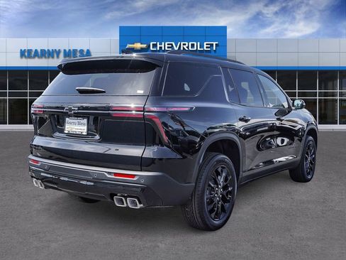 New 2026 Chevrolet Traverse LT FWD image 6