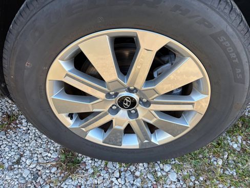 Used 2025 Hyundai Palisade SEL FWD image 34