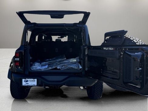 New 2026 Ford Bronco Raptor w/ Interior Carbon Fiber Pack AWD/4WD image 7