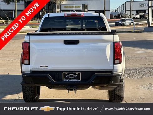 Used 2023 Chevrolet Colorado Trail Boss w/ Technology Package image 5