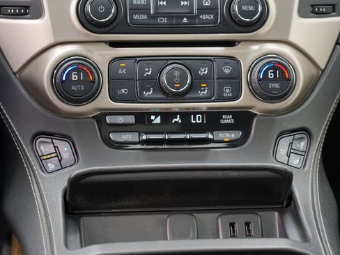 Used 2016 GMC Yukon Denali w/ Open Road Package AWD/4WD image 25