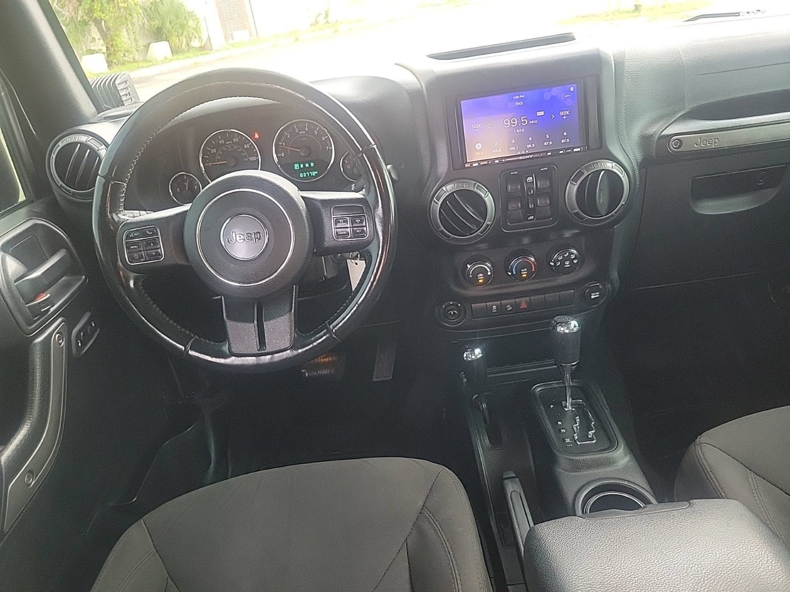 Used 2018 Jeep Wrangler Unlimited Sport S AWD/4WD image 21
