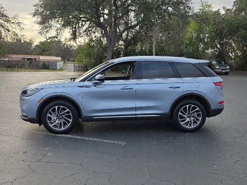 Used 2022 Lincoln Corsair FWD w/ Equipment Group 101A image 6