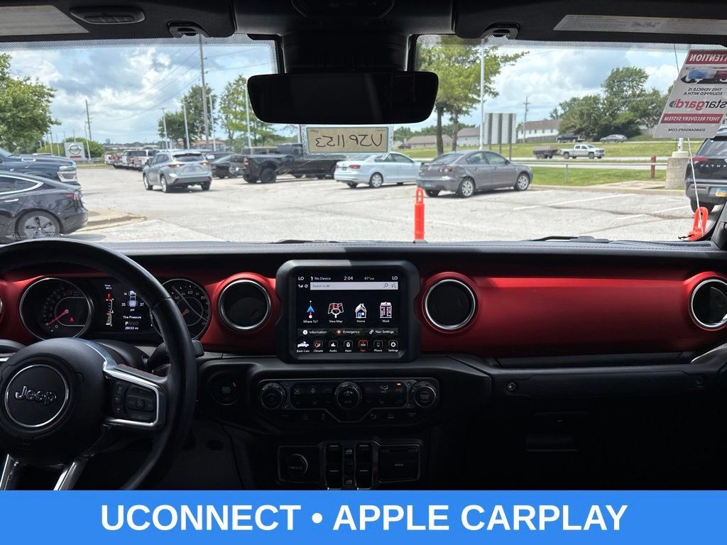 Used 2021 Jeep Gladiator Rubicon AWD/4WD image 2