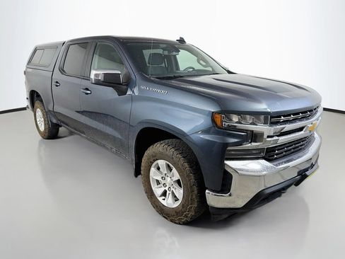 Used 2020 Chevrolet Silverado 1500 LT AWD/4WD image 4