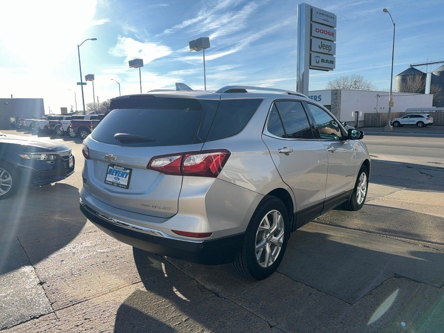 Used 2021 Chevrolet Equinox Premier AWD/4WD image 6