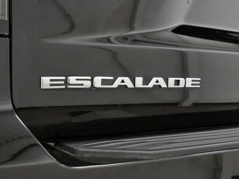 Used 2021 Cadillac Escalade Premium Luxury Platinum image 38