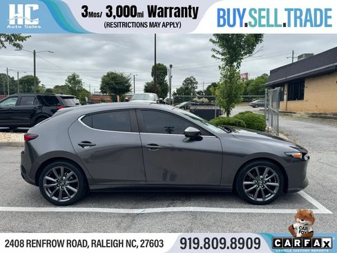 Used 2022 MAZDA MAZDA3 s FWD image 6