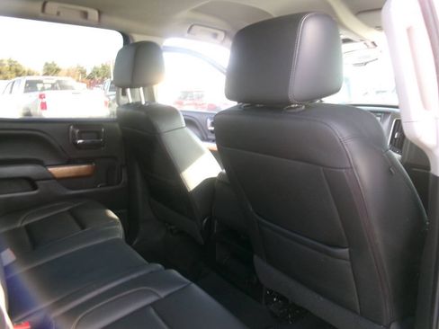 Used 2018 Chevrolet Silverado 1500 LTZ w/ LTZ Plus Package AWD/4WD image 24