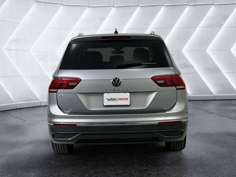 Used 2023 Volkswagen Tiguan SE FWD image 5