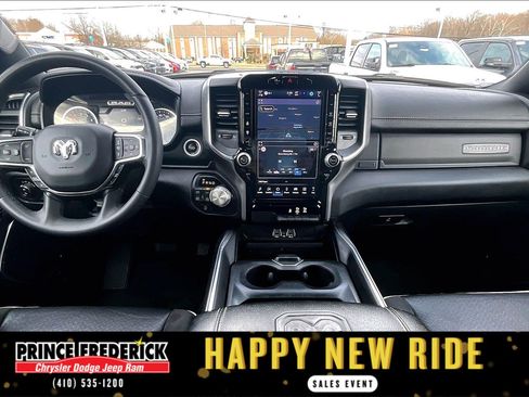 Used 2025 RAM 1500 Laramie image 12