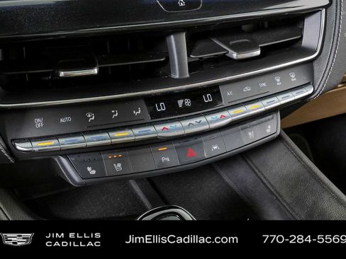 Used 2022 Cadillac CT5 Premium Luxury RWD image 17