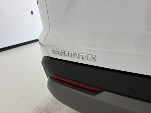 New 2027 Chevrolet Equinox LT w/ LPO, Floor Liner Package FWD image 24