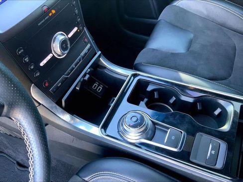 Certified 2020 Ford Edge ST image 16