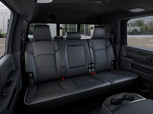 New 2026 RAM 2500 Limited AWD/4WD image 16