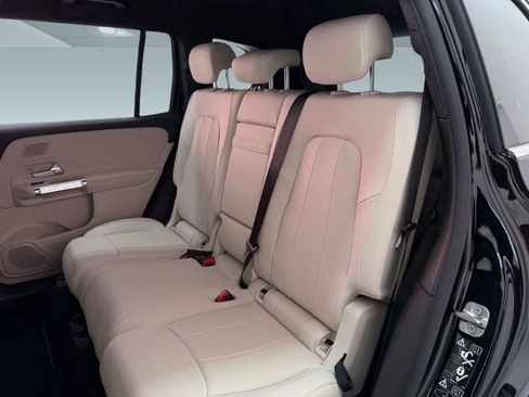 New 2026 Mercedes-Benz GLB 250 image 21