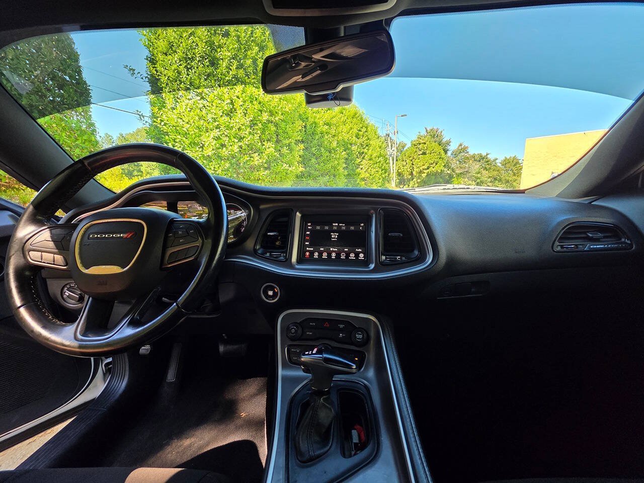 Used 2020 Dodge Challenger SXT RWD image 15