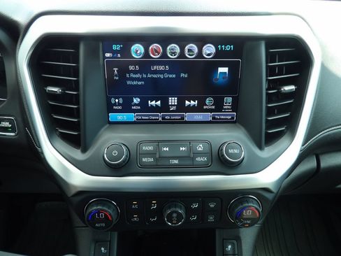 Used 2018 GMC Acadia SLT FWD image 20