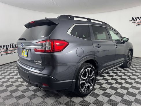 Used 2025 Subaru Ascent Limited w/ Popular Package #1 AWD/4WD image 6