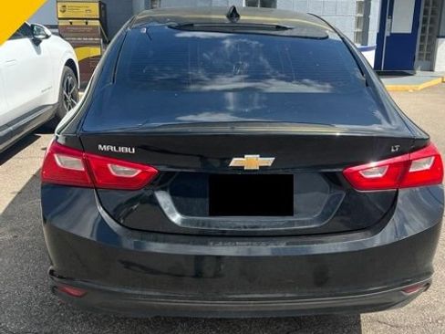 Used 2016 Chevrolet Malibu LT FWD image 3